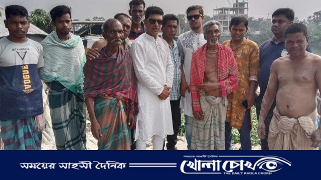 কুমারখালীতে আদিবাসী পল্লীতে মাটি ভরাট কাজের উদ্বোধন