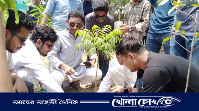 কেন্দ্রীয় নির্দেশনায় ইবি ছাত্রলীগের বৃক্ষরোপণ কর্মসূচি