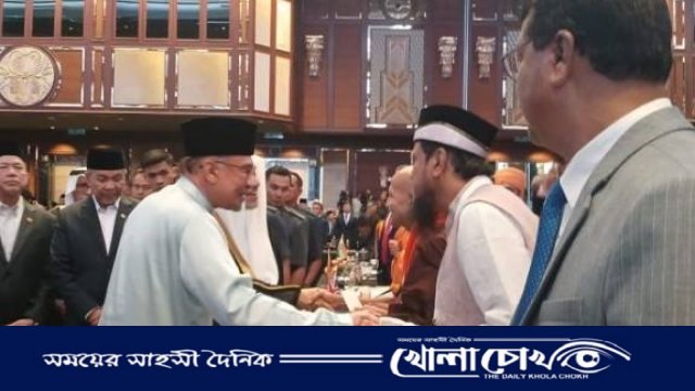 মালয়েশিয়ার প্রধানমন্ত্রীর সাথে ড. আবু রেজা নদভীর সৌজন্য সাক্ষাৎ