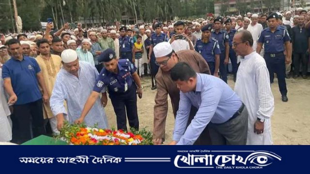 হাতিয়ায় সাবেক সংসদ সদস্য ওয়ালী উল্যাকে রাষ্ট্রীয় মর্যাদায় দাফন 