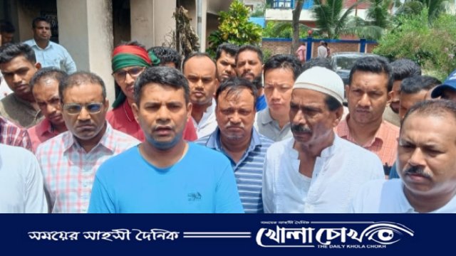 ফরিদপুরে পুলিশের কার্যক্রম শুরু,কোতয়ালী থানা ধ্বংসাবশেষ পরিদর্শনে পুলিশ সুপার