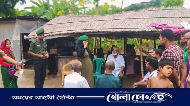 মহম্মদপুরে আইন-শৃঙ্খলা বিষয়ে জনগণকে আশ্বস্ত করছে আনসার ও গ্রাম প্রতিরক্ষা বাহিনী 