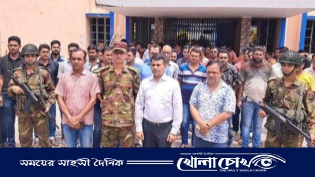 ফরিদপুরে সেনাবাহিনীর সহযোগিতায় ‌শুরু হয়েছে কোতোয়ালি থানার কার্যক্রম