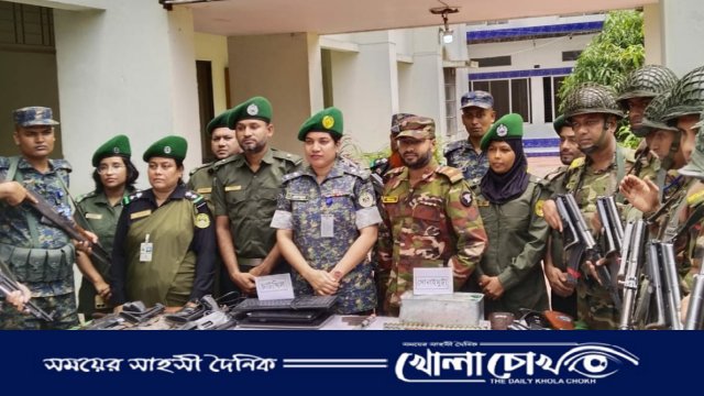 সোনাইমুড়ী চাটখিল থানা থেকে লুট হওয়া অস্ত্র ও গোলাবারুদ উদ্ধার