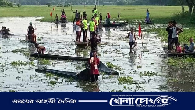 ভাঙ্গায় শত শত বিনোদনপ্রেমীর উপস্থিতিতে ঐতিহ্যবাহী ডোঙা বাইচ