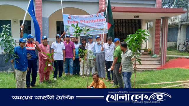 রোটারি ক্লাব অফ ফরিদপুরের উদ্যোগে বৃক্ষরোপণ অনুষ্ঠিত