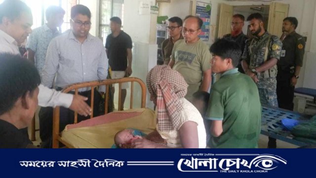 মাতৃহারা ১০ দিনের শিশু পরিবারকে সহায়তা দিল প্রশাসন