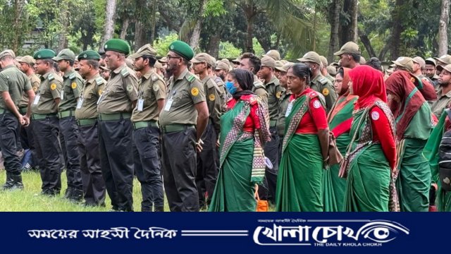 শারদীয় দুর্গোৎসবে ফরিদপুর সদর উপজেলায় ‌আনসার ও ভিডিপি সদস্যদের দায়িত্ব গ্রহণ 