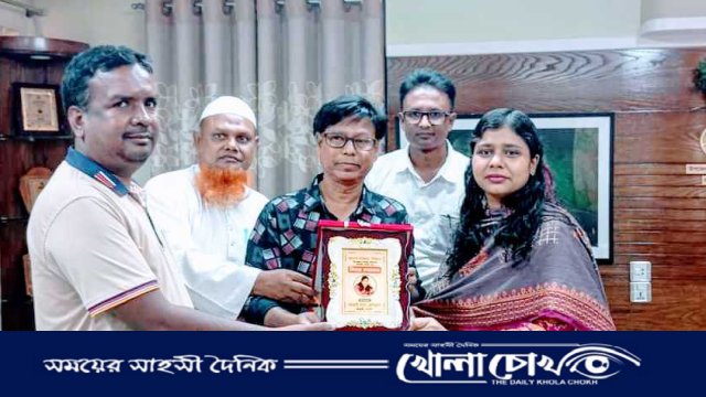 আত্রাই উপজেলা নির্বাহী অফিসার সঞ্চিতা বিশ্বাসকে থানা প্রেসক্লাবের বিদায়ী সম্মাননা