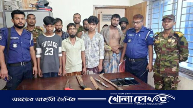 নোয়াখালীতে অস্ত্রধারী ৫ যুবক ও যুবদল আহ্বায়ক গ্রেপ্তার 