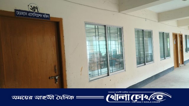 কাগজে কলমে প্রকল্প আছে,অস্তিত্ব নেই