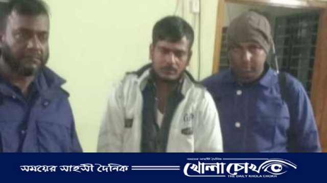 ভাঙ্গায় দেশীয় অস্ত্র সহ ডাকাত গ্রেফতারঃ পিকআপ জব্দ 