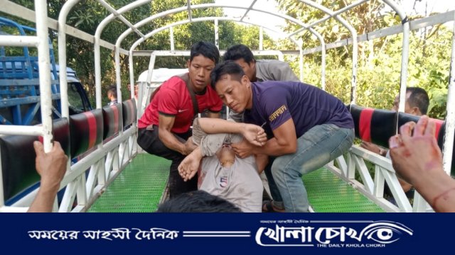 চান্দের গাড়ির ধাক্কায় মৃত্যুসাথে পাঞ্জা লড়ছে যুবক সিংলক ম্রো