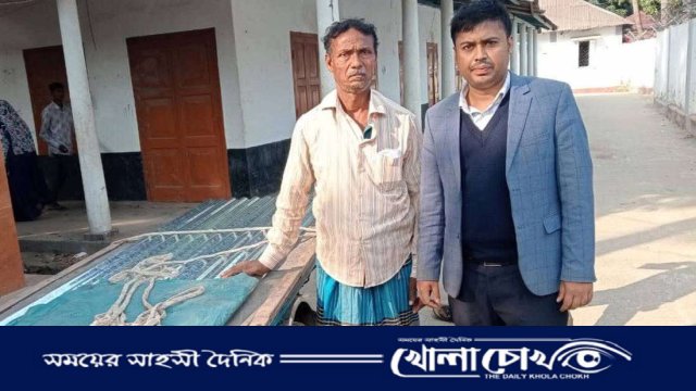 নবীনগরে অগ্নিকাণ্ডে ক্ষতিগ্রস্ত খামারিকে ইউএনওর সহায়তা