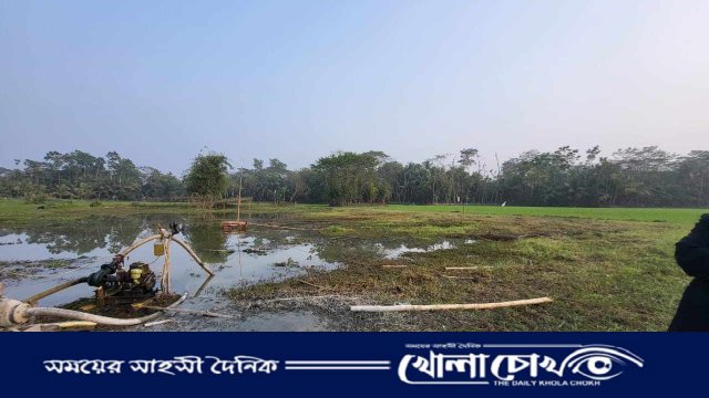 নোয়াখালীতে ফসলি জমি থেকে বালু তোলায় লাখ টাকা জরিমানা