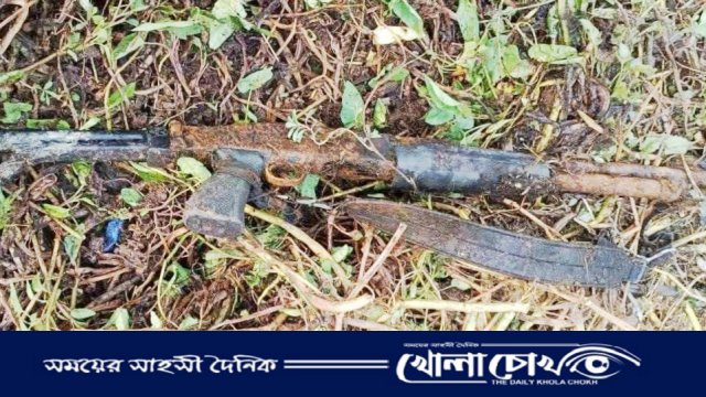 ডোবায় মাছ ধরতে গিয়ে মিলল পুলিশের লুট হওয়া শটগান