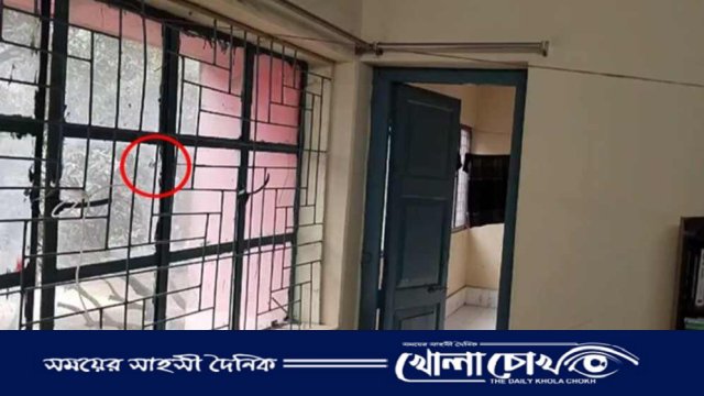 নওগাঁর নিয়ামতপুরে সহকারী কমিশনারের বাসায় গুলি করেছে দুর্বৃত্তরা