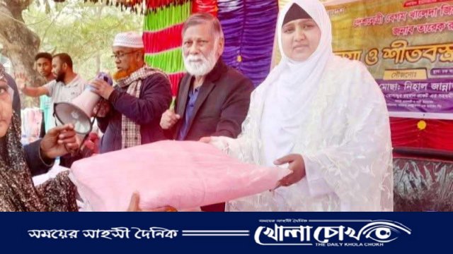 নওগাঁয় নারী উদ্যেক্তা নিহাল জান্নাতের কম্বল বিতরণ