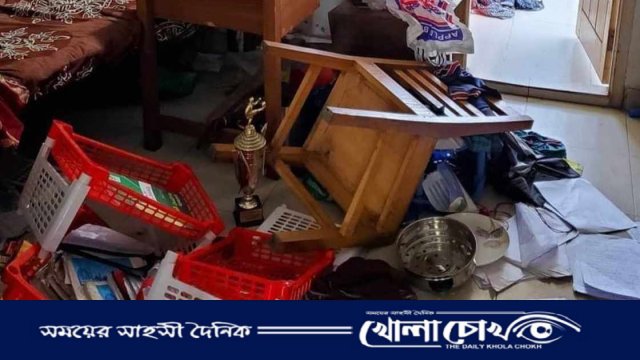 রাজশাহী মেডিকেল কলেজের সাবেক অধ্যক্ষের বাড়িতে ভাঙচুর