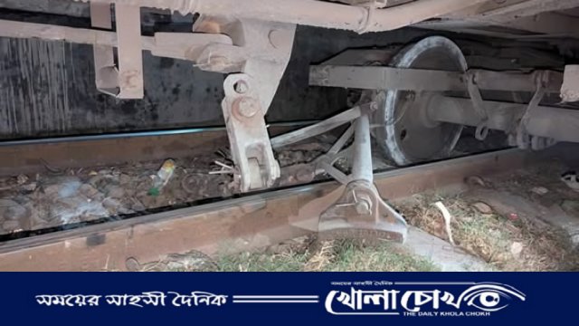 ব্রাহ্মণবাড়িয়ায় মহানগর এক্সপ্রেস ট্রেন লাইনচ্যুত, সিডিউল বিপর্যয়